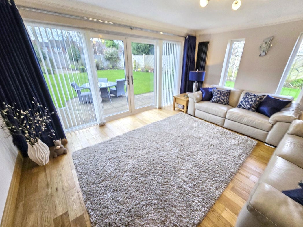 Property image 2 of 44