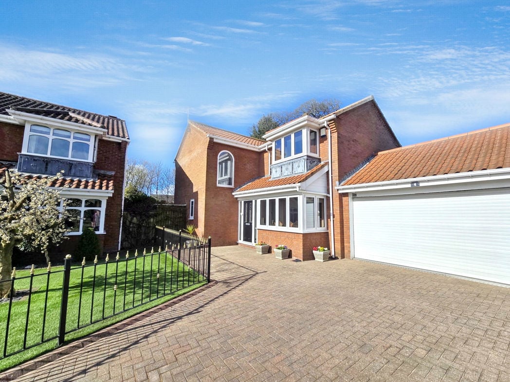 Property image 1 of 44