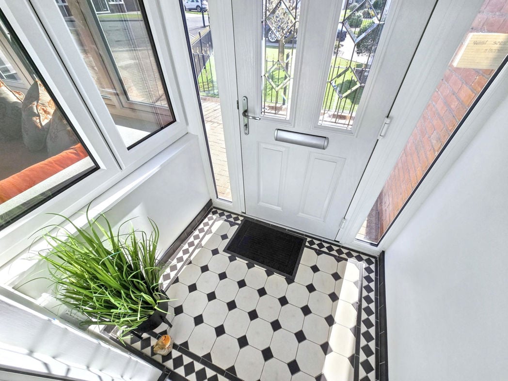 Property image 17 of 44