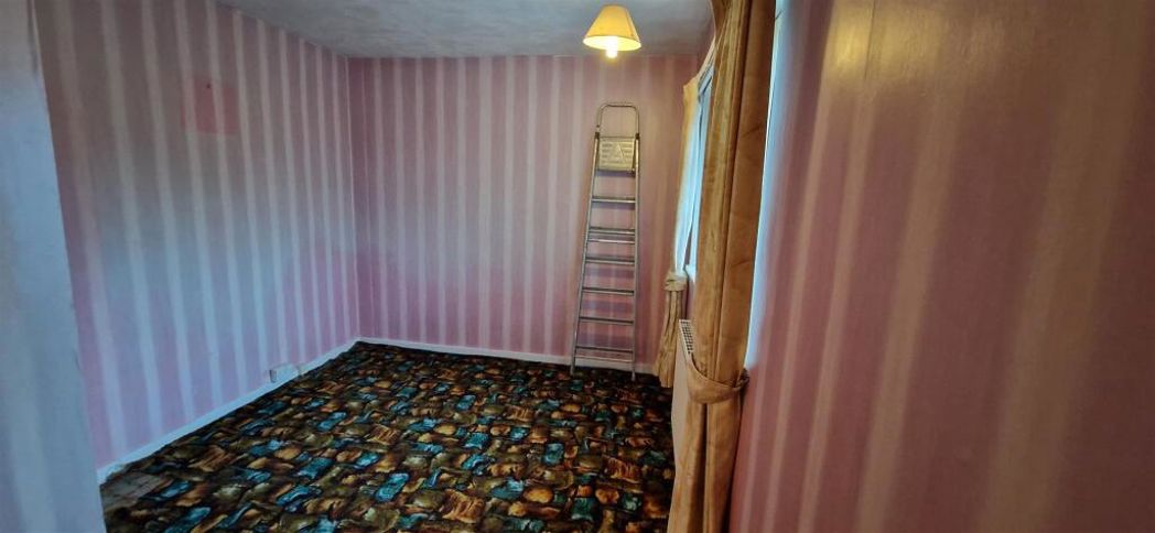 Property image 3 of 11