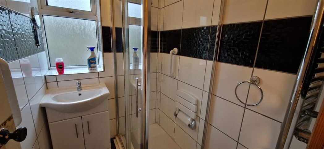 Property image 10 of 11