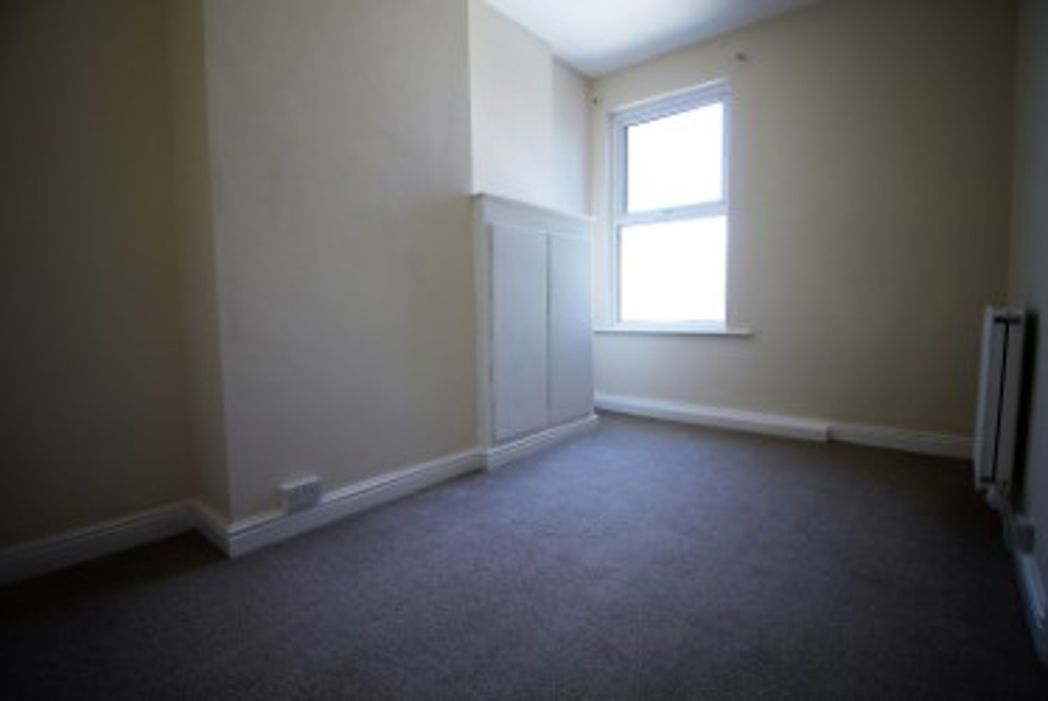 Property image 4 of 8
