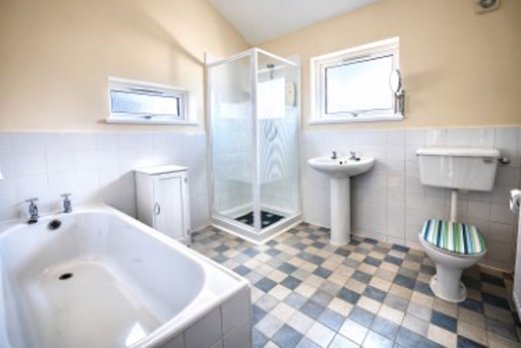 Property image 6 of 8
