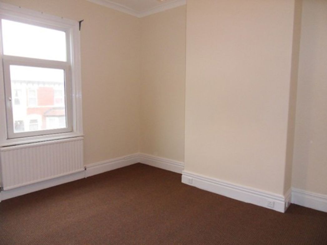 Property image 6 of 10