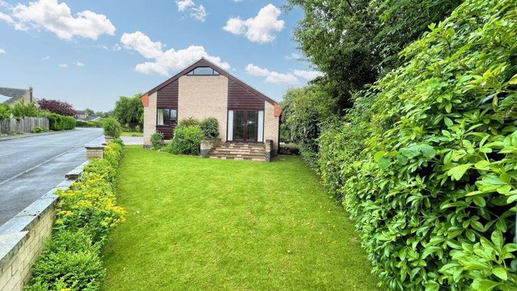 Property image 11 of 14