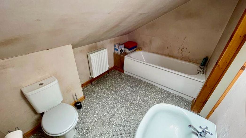 Property image 12 of 14