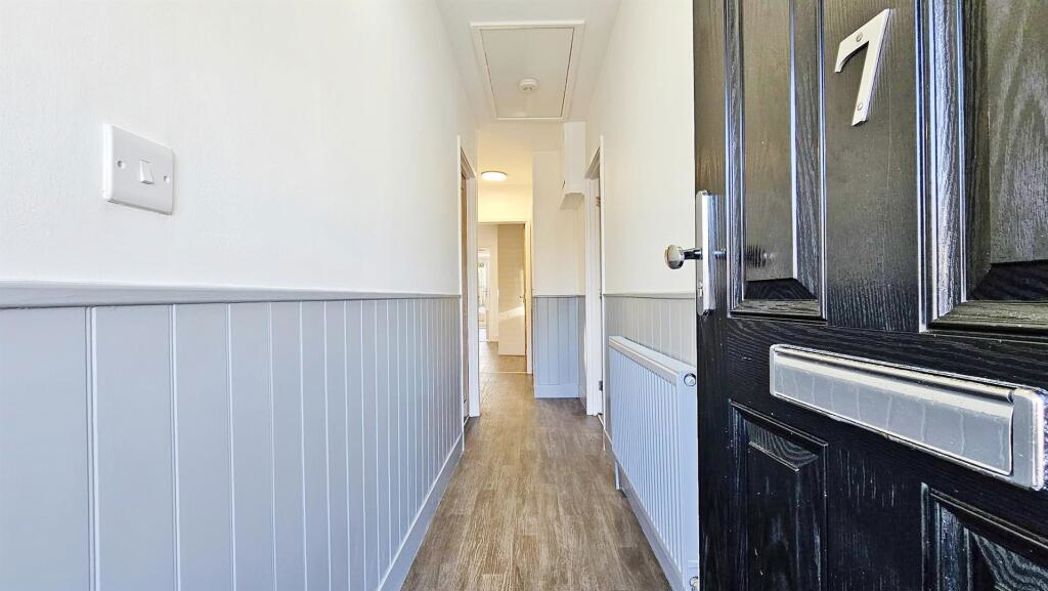 Property image 4 of 34