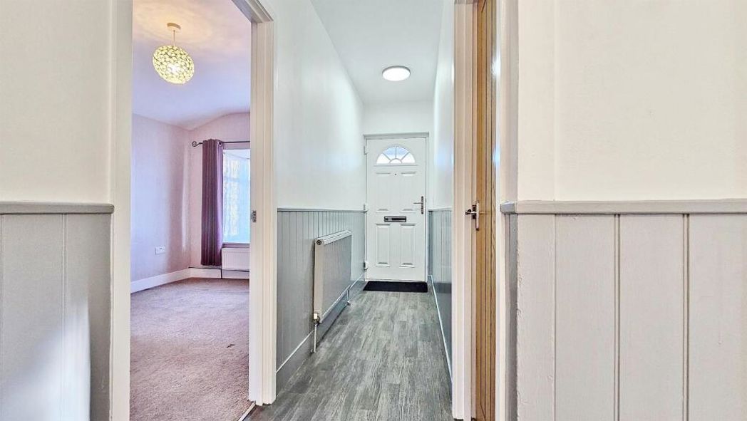 Property image 10 of 34