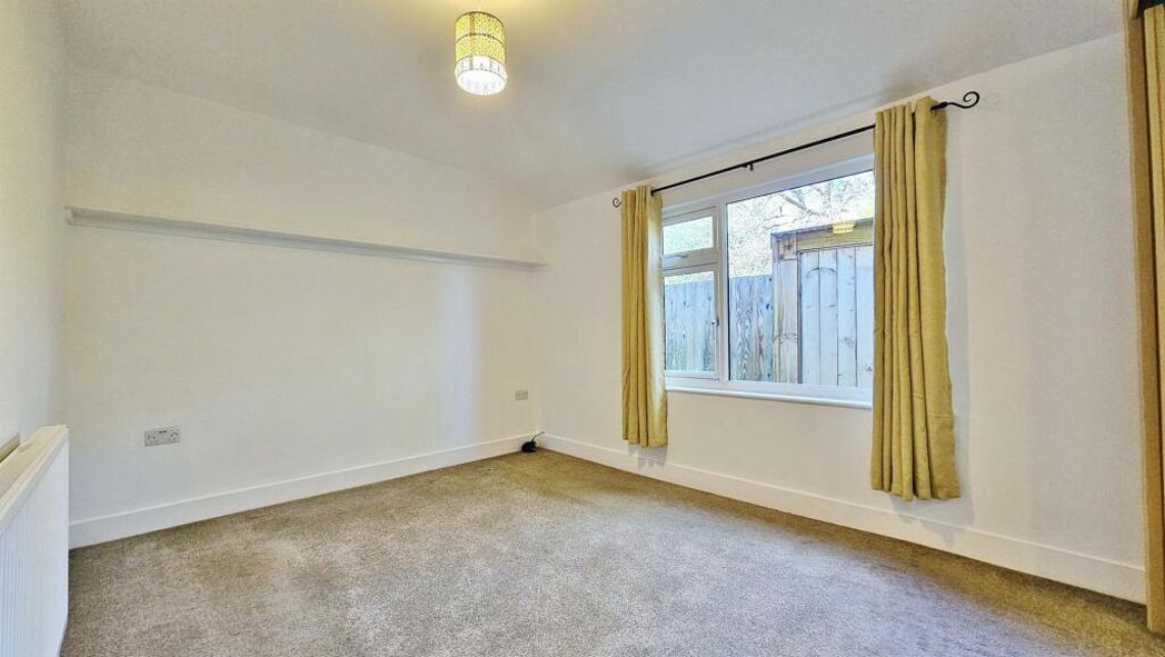 Property image 30 of 34