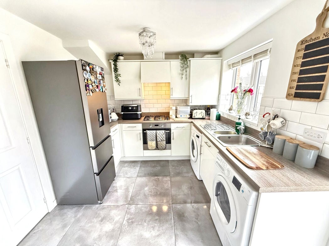 Property image 3 of 14