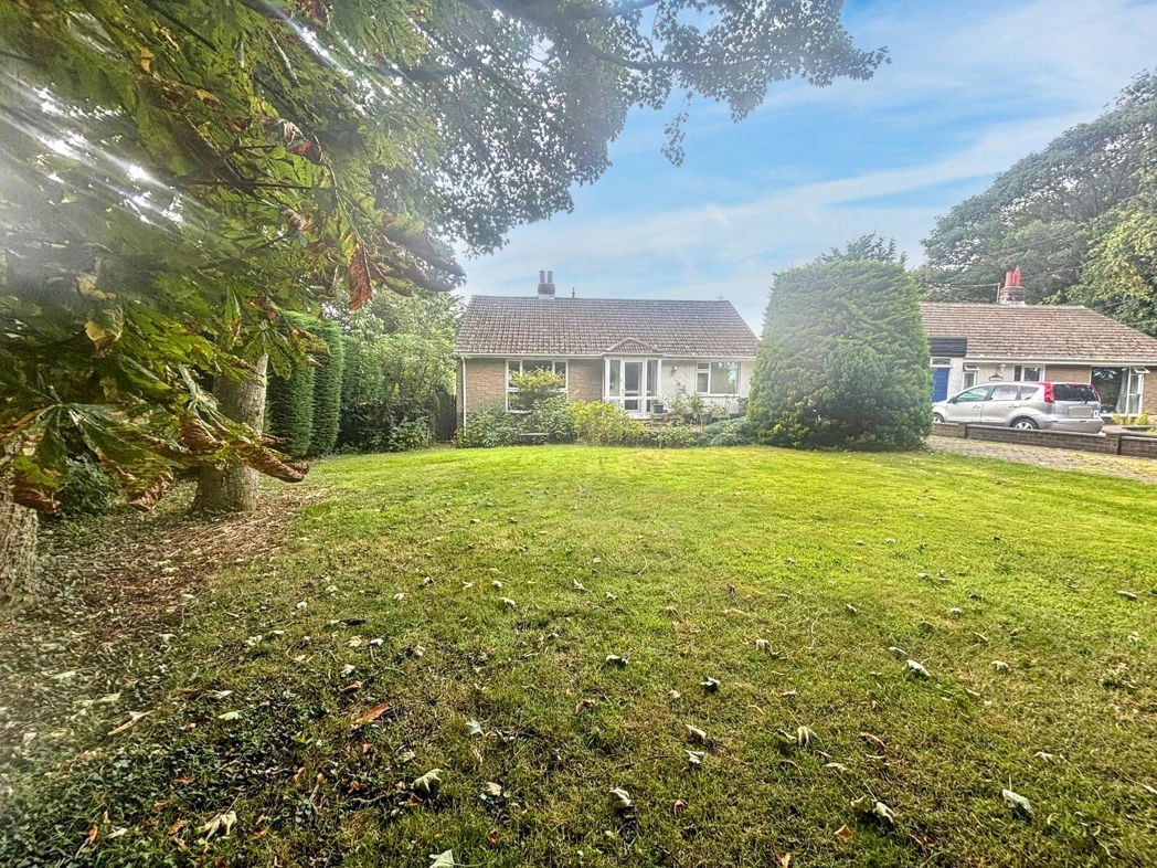 Property image 1 of 17