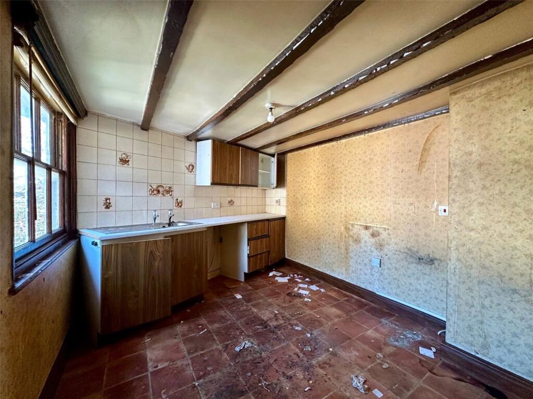 Property image 8 of 13