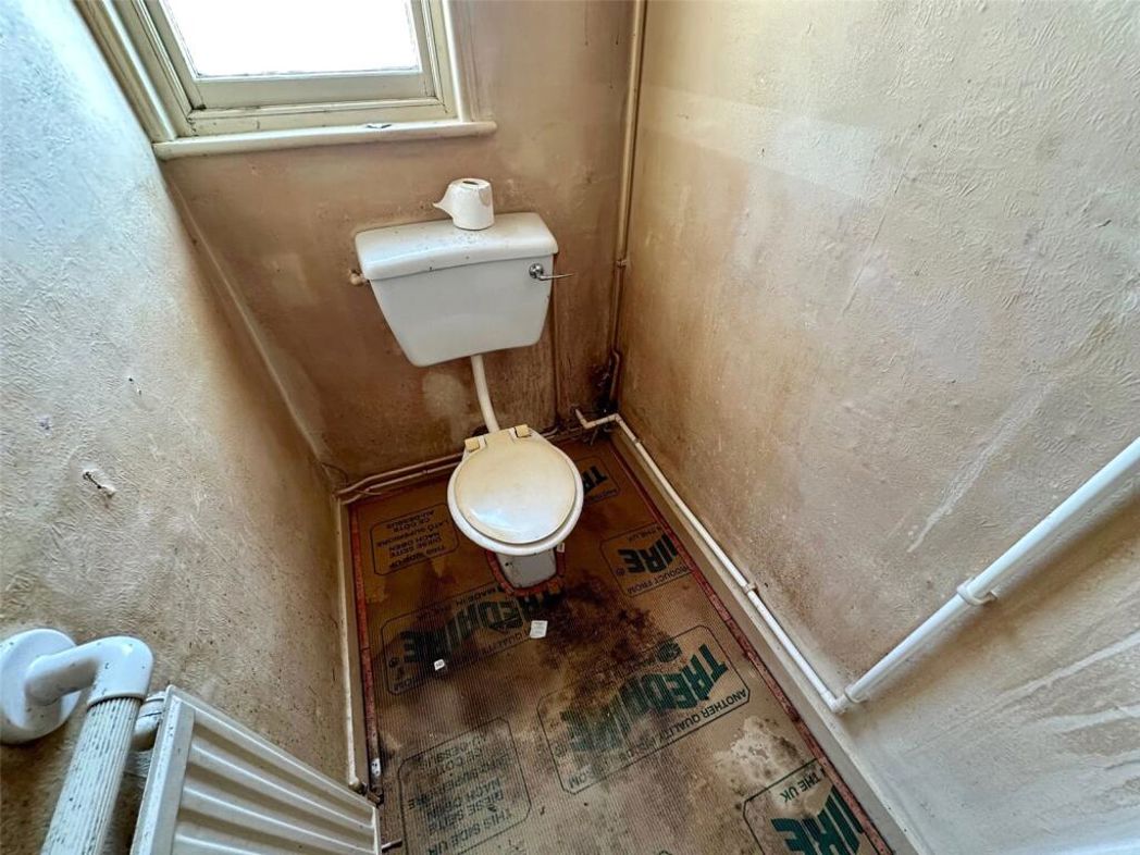 Property image 10 of 13