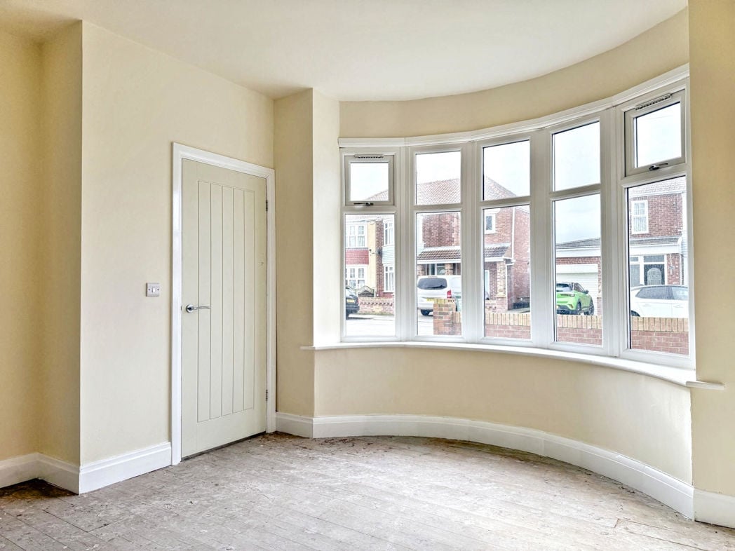 Property image 6 of 28