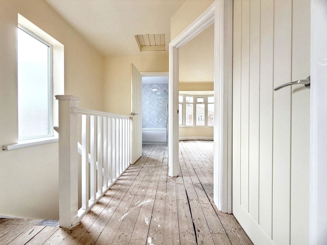 Property image 15 of 28