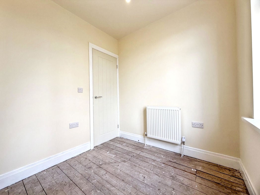 Property image 22 of 28