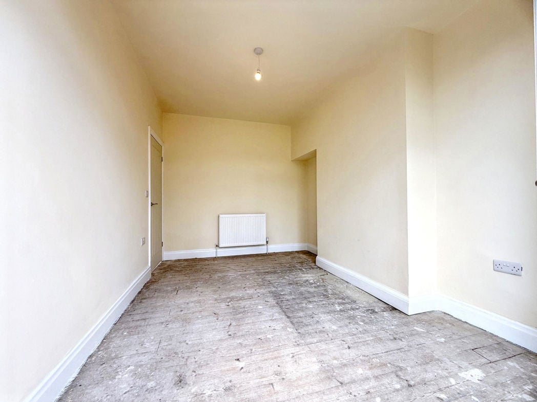 Property image 12 of 28