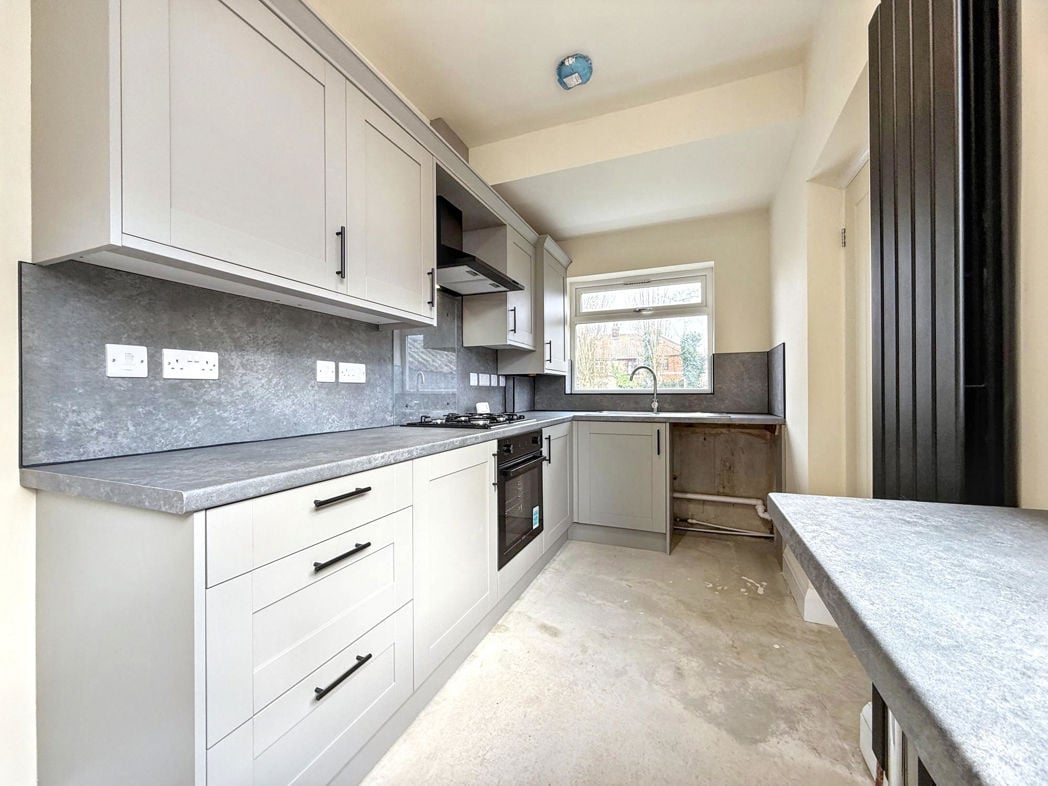 Property image 4 of 28