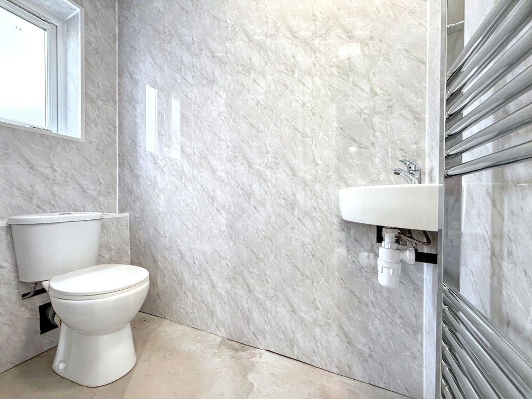 Property image 13 of 28