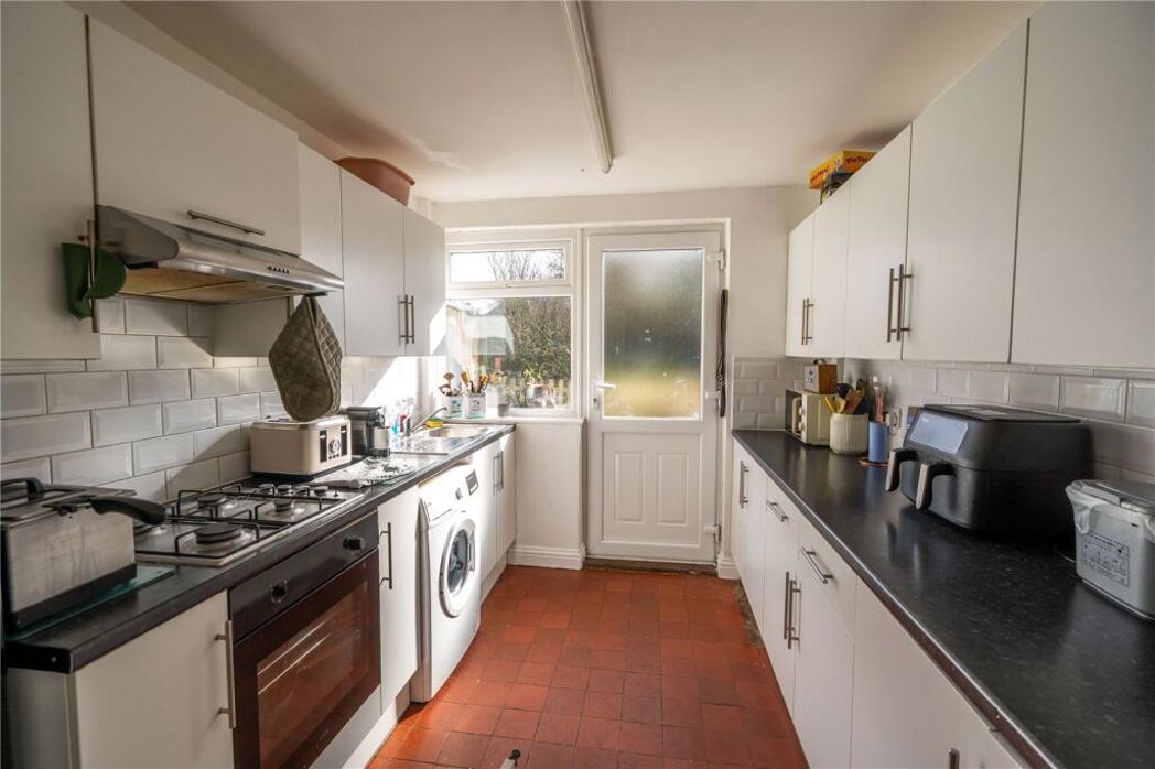 Property image 4 of 15