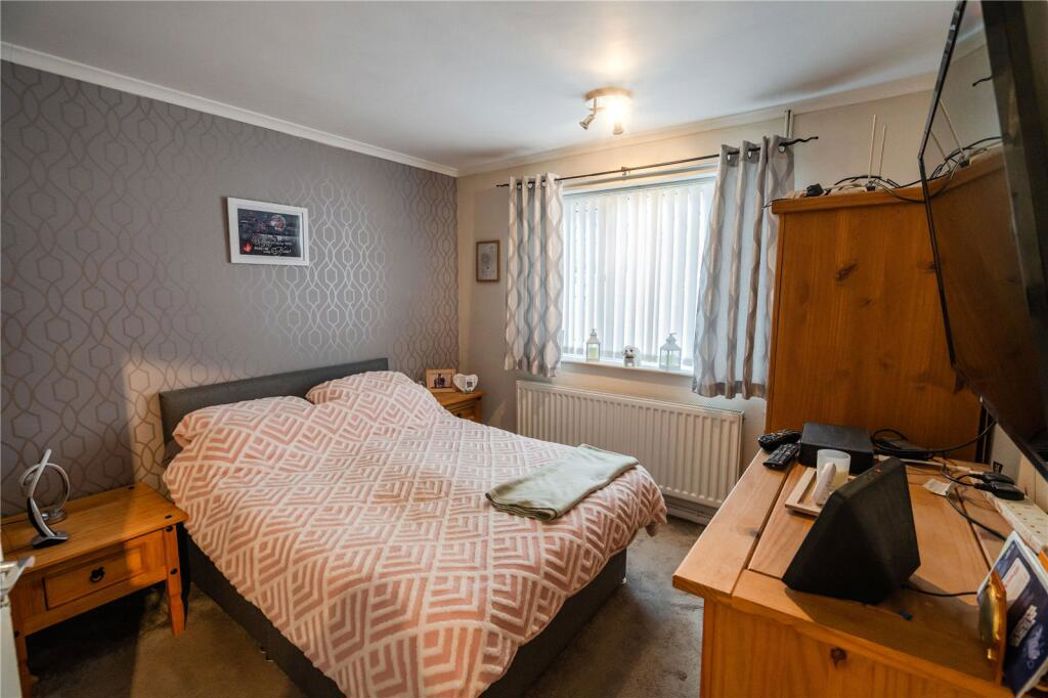 Property image 8 of 14