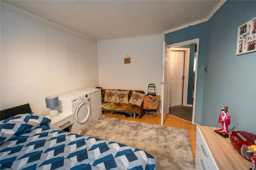 Property image 11 of 14