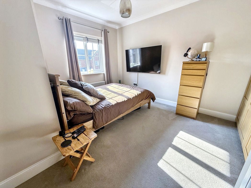 Property image 18 of 25