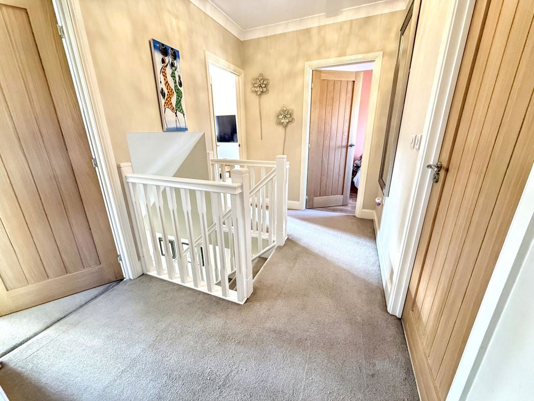 Property image 14 of 25