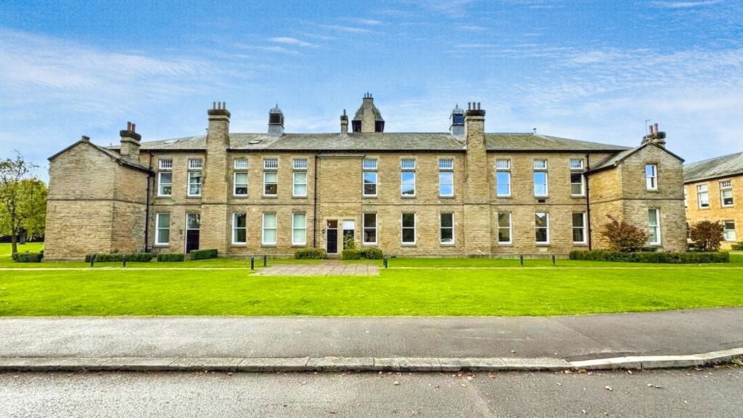 Property image 1 of 10