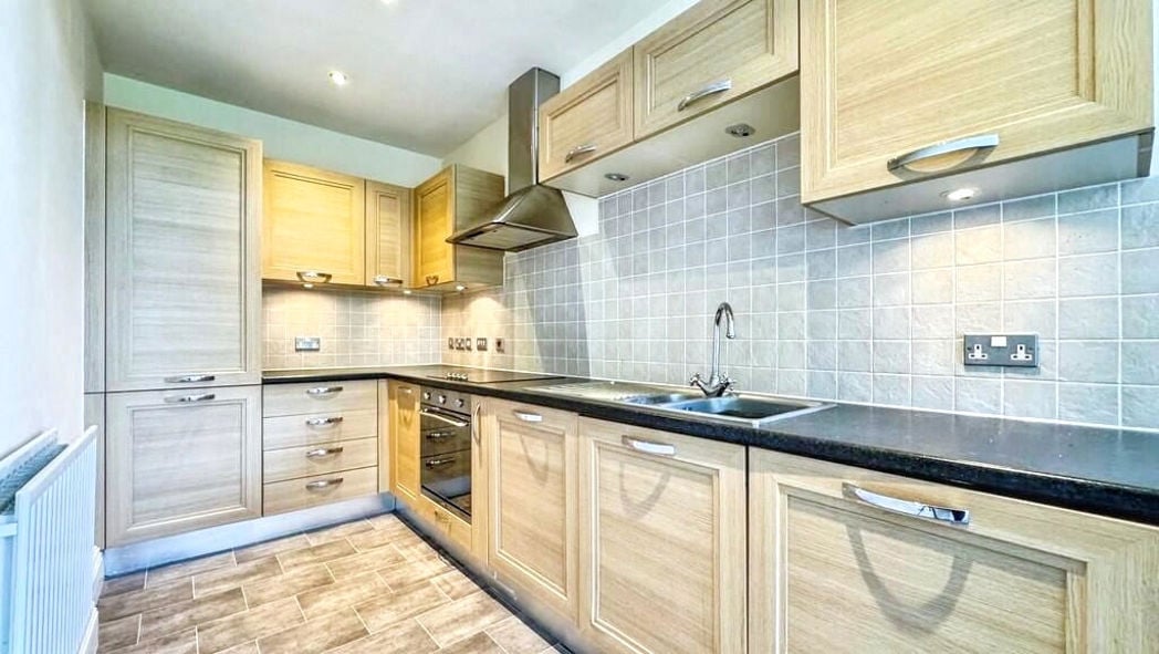 Property image 3 of 10