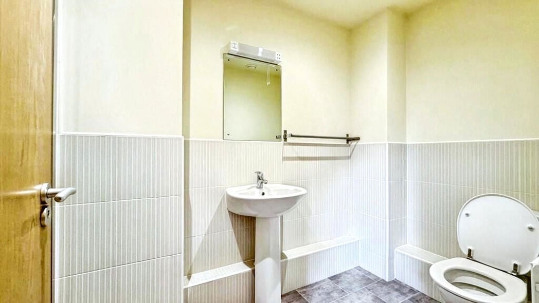 Property image 6 of 10