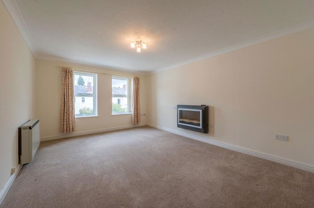 Property image 5 of 24