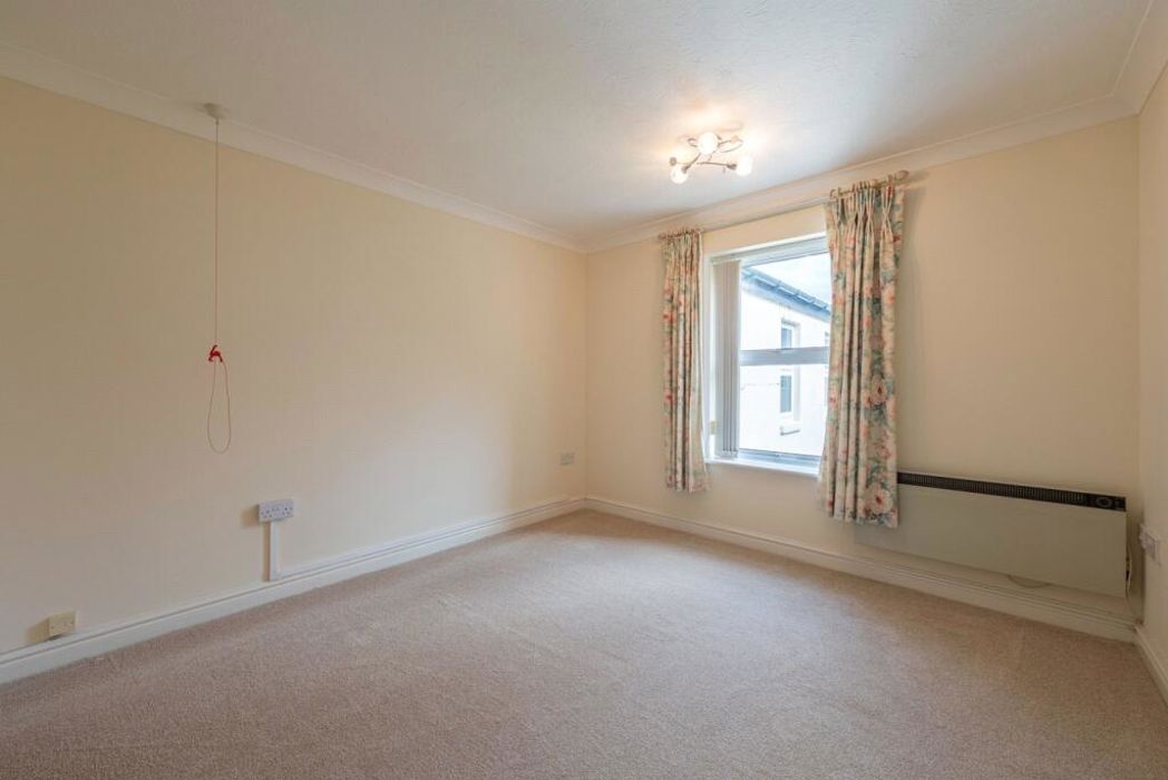 Property image 21 of 24