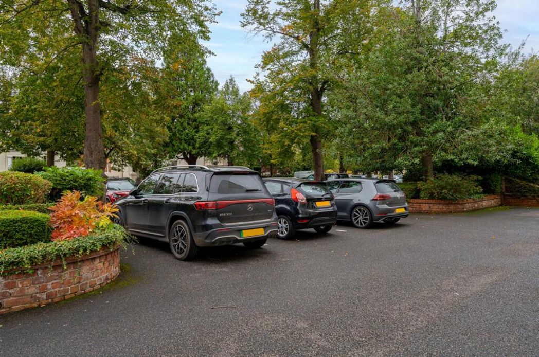 Property image 23 of 24