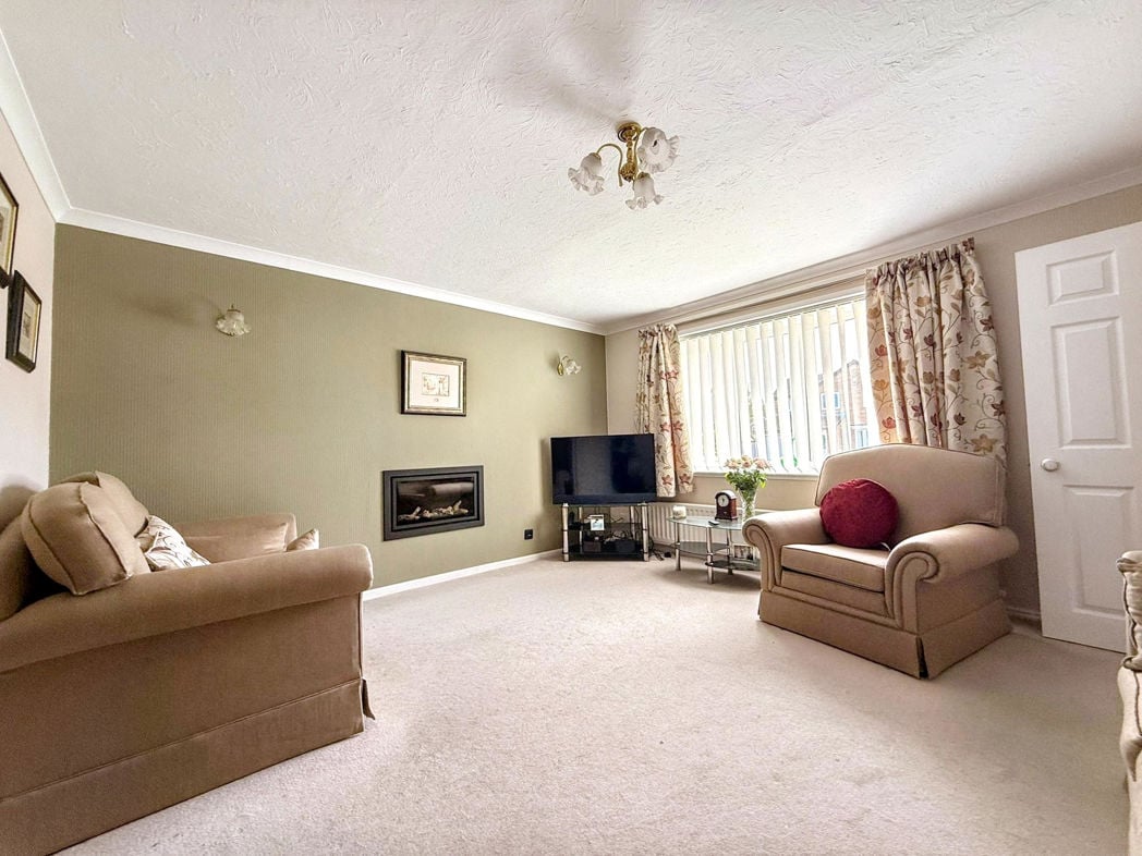 Property image 4 of 23
