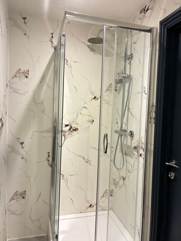 Property image 5 of 9