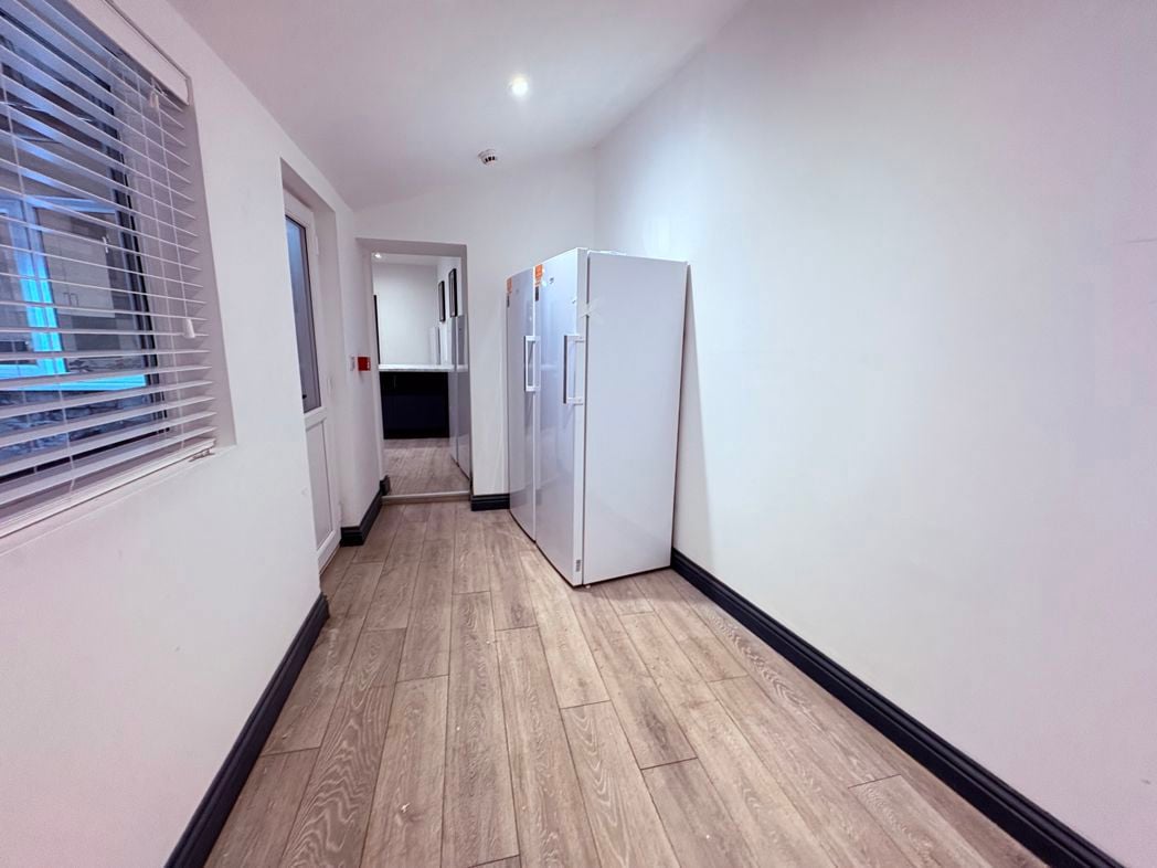 Property image 9 of 9