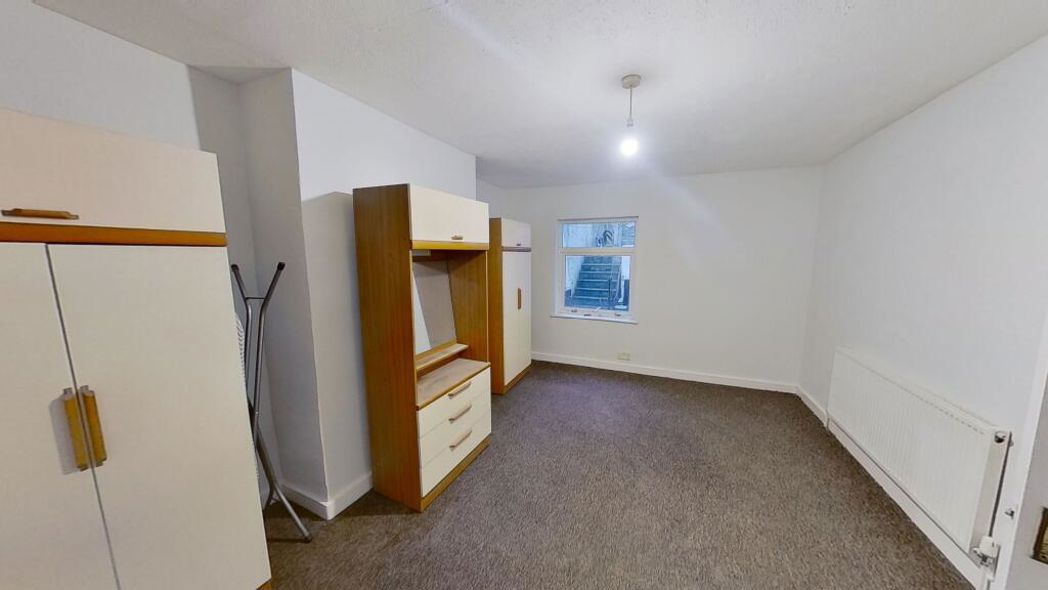 Property image 3 of 14