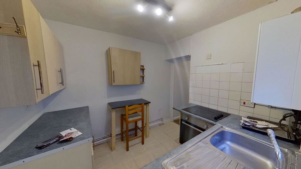 Property image 5 of 14