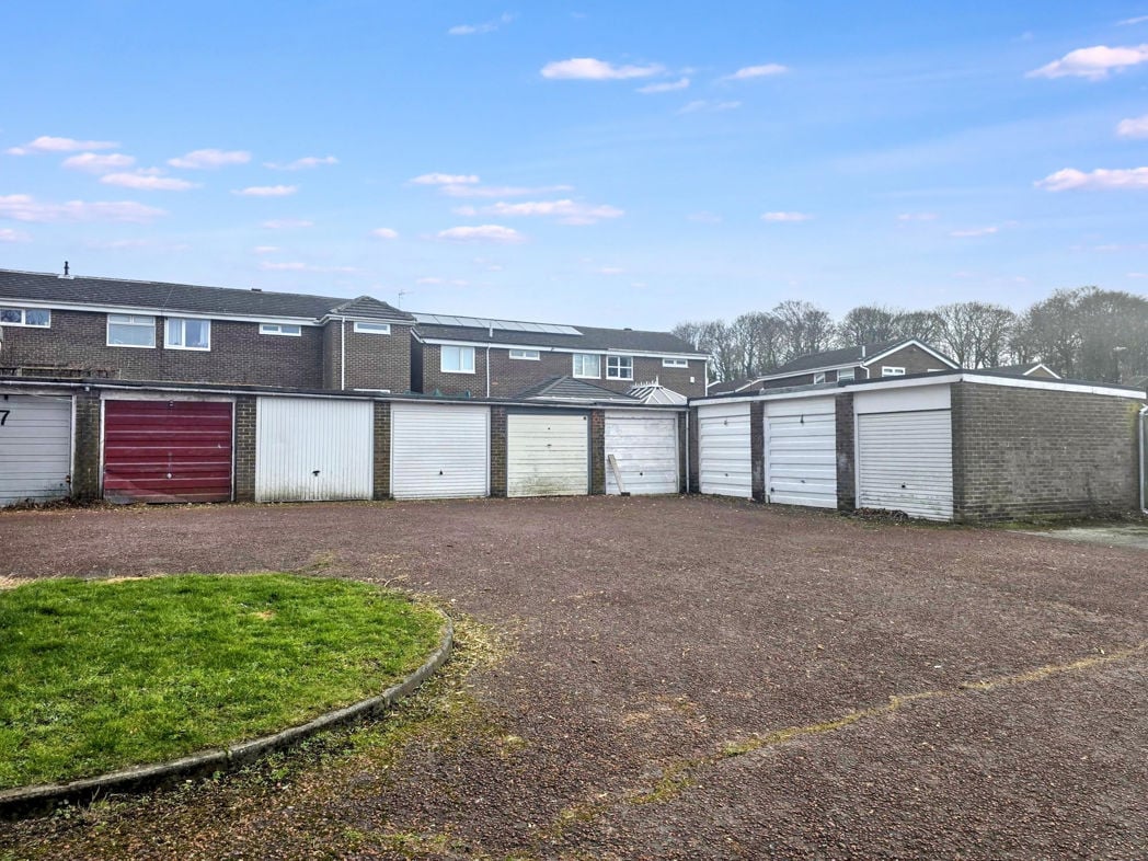 Property image 9 of 9