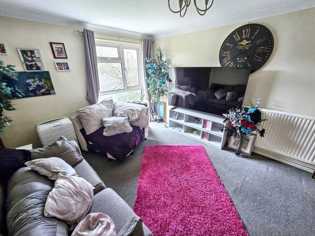 Property image 4 of 9