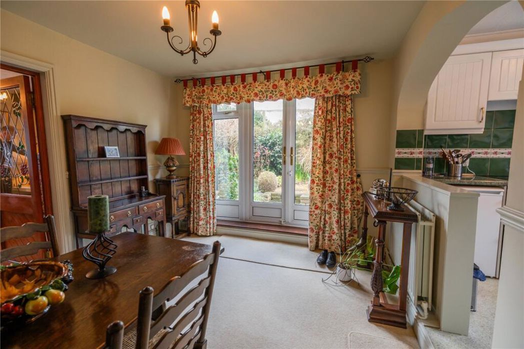 Property image 4 of 14