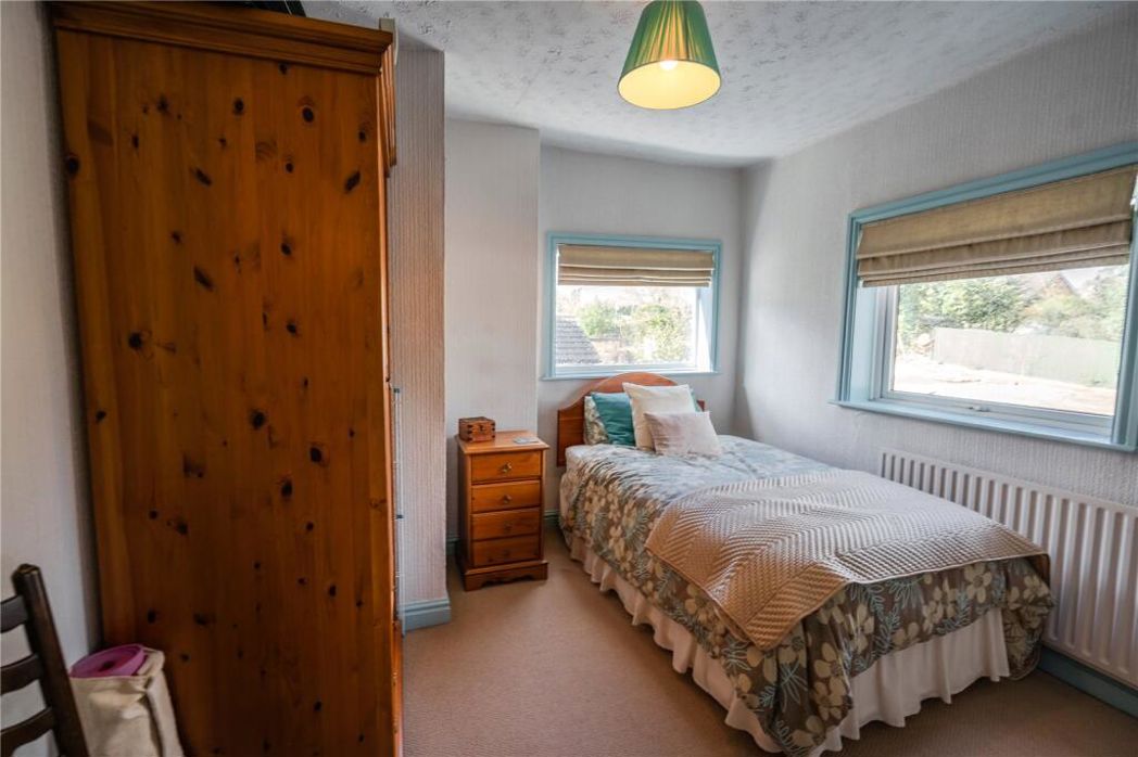 Property image 11 of 14