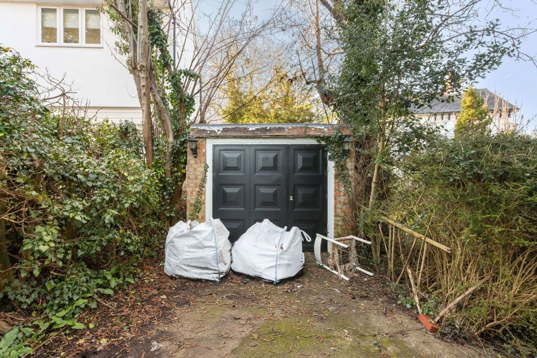 Property image 5 of 28