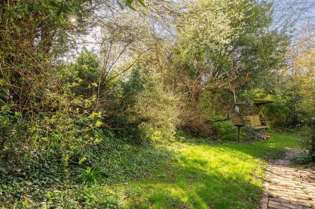 Property image 8 of 28