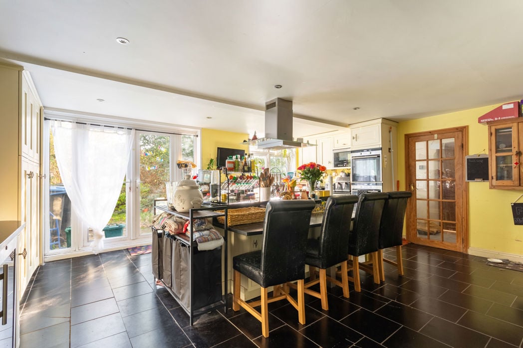 Property image 2 of 28