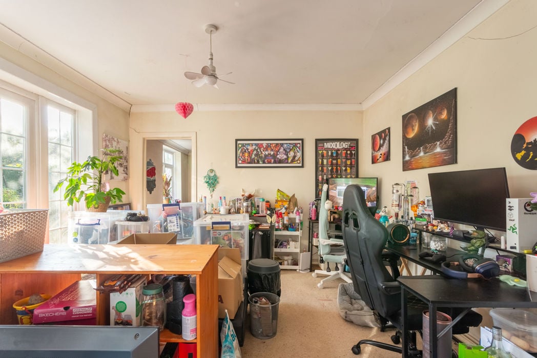 Property image 12 of 28
