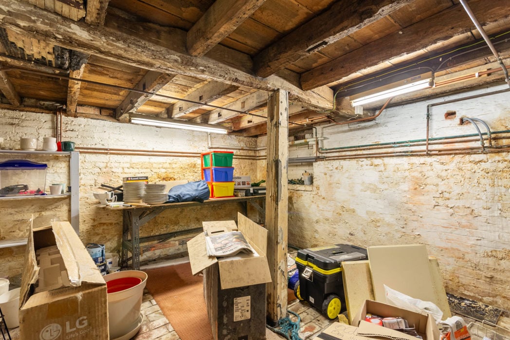 Property image 14 of 28