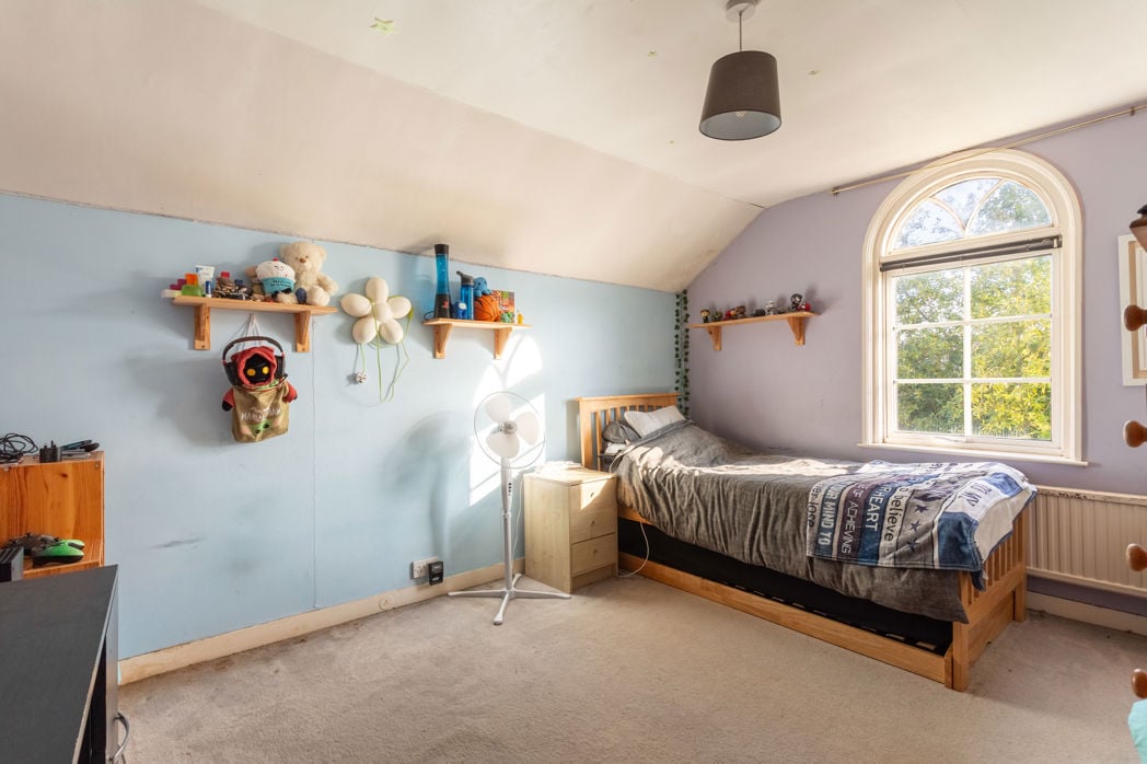 Property image 21 of 28