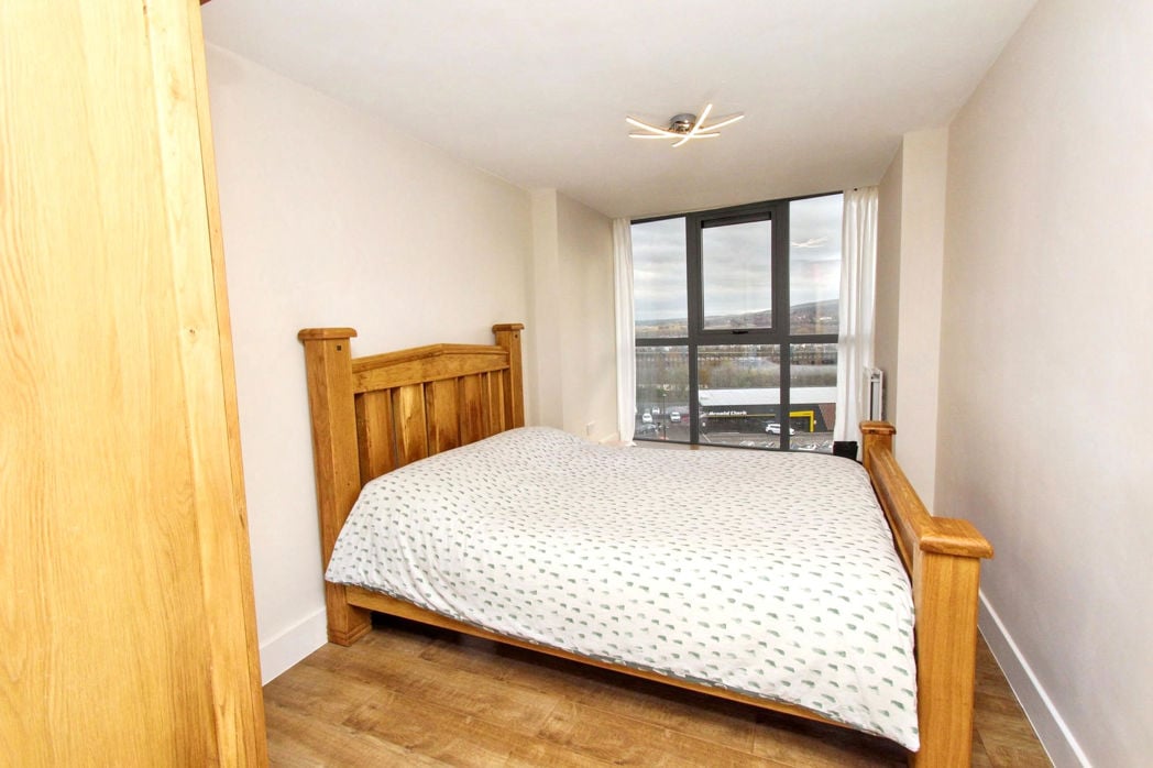 Property image 4 of 13